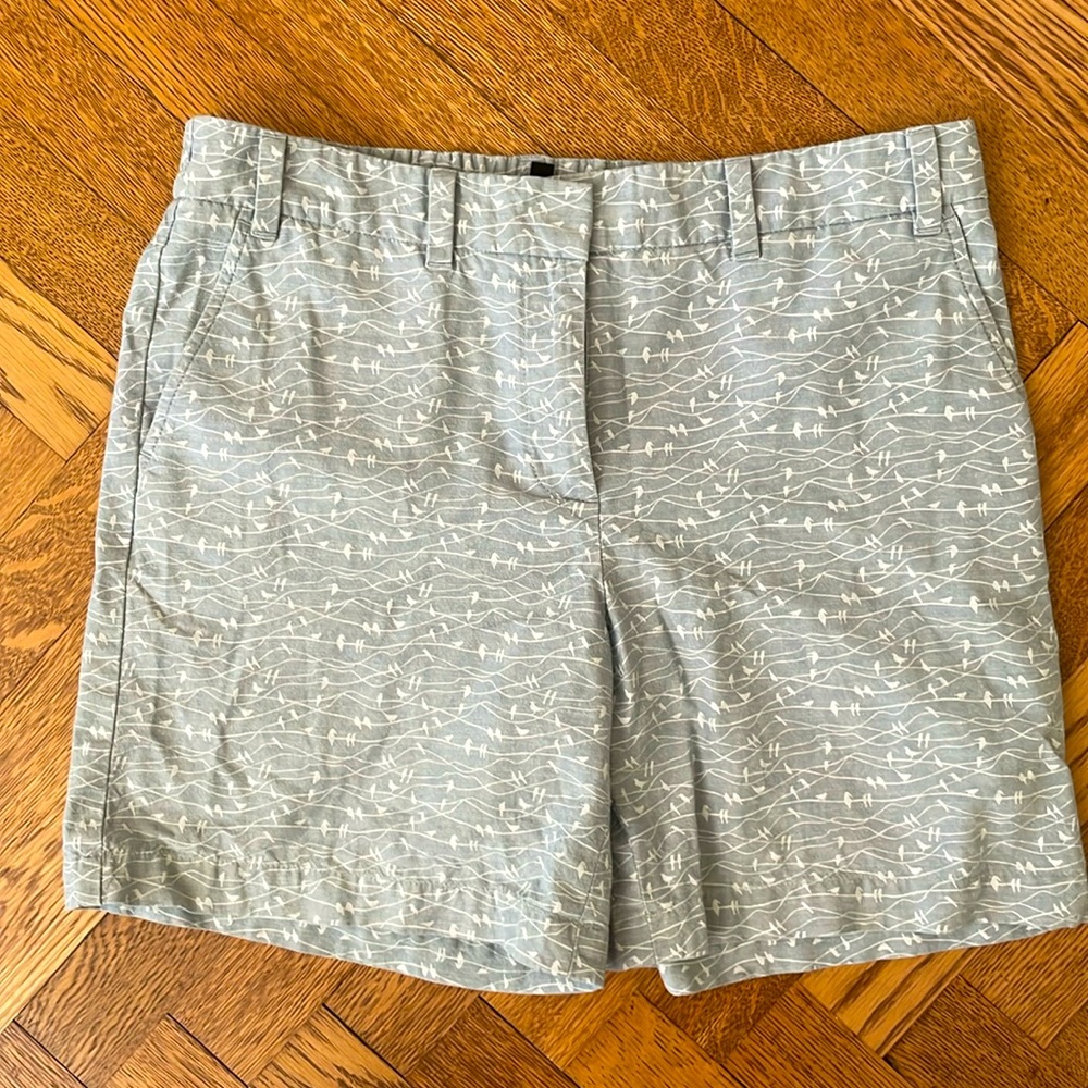 “Birds on a wire” Talbots 8P shorts